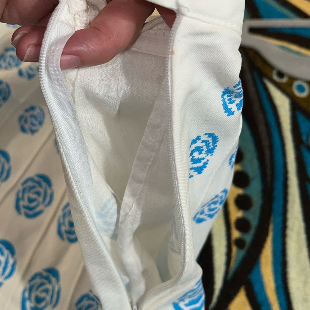 Vintage White Pleated Skirt with Blue Floral Print - Picture 2 of 4